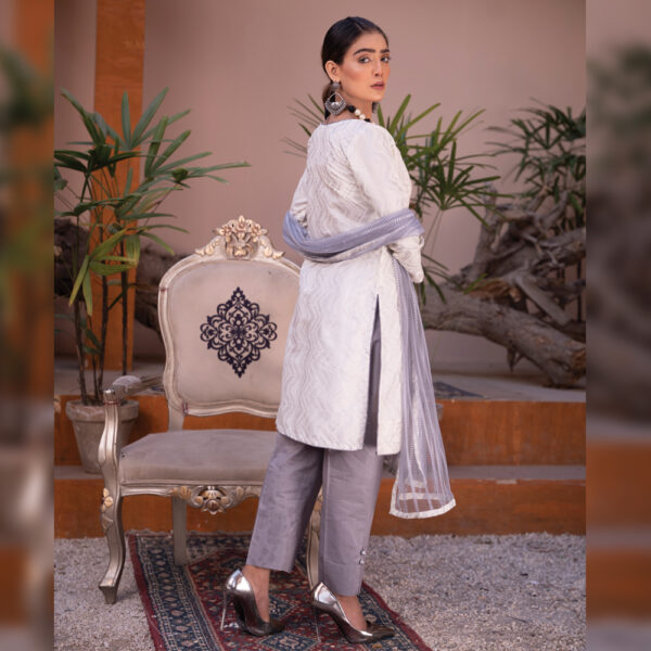 Stitched Embroidered 3Pcs Off-white Lawn Suit - Image 3