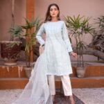 3-Pcs Embroidered Green Lawn Suit