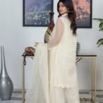 Off White Polka-Dot Hand Embroidery 4 Pcs Coat Suit